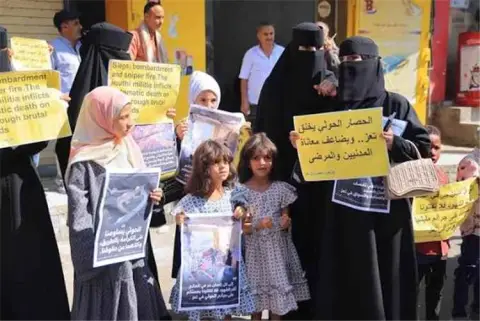 12 ألف مقذوف وآلاف الانتهاكات.. تقرير حقوقي يكشف حصيلة التصعيد الحوثي في تعز خلال 59 يوماً
