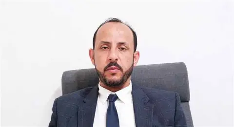 الباحث أحمد بن طهيف يفتح النار على قيادة الانتقالي: ملف القضية الجنوبية أكبر من القدرات السياسية لعيدروس الزبيدي