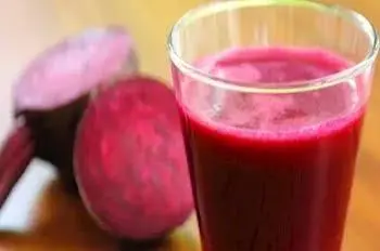 مشروب طبيعي يخفض ضغط الدم.. ماذا يحدث لجسمك عند تناوله