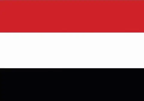الحكومة اليمنية : استهداف الحوثي المتكرر لمطار عدن تهديد مباشر للمدنيين والطيران المدني والمساعدات الإنسانية